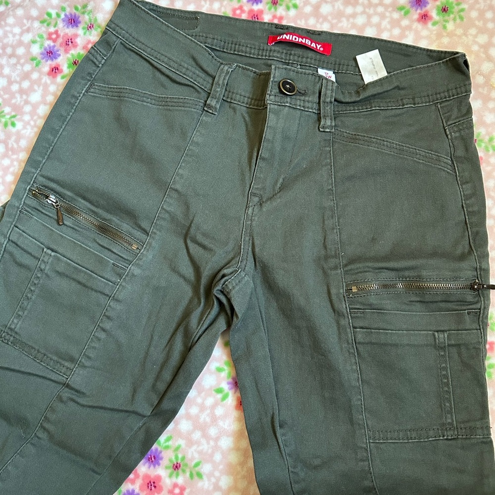 Pants - Picture 5 of 5